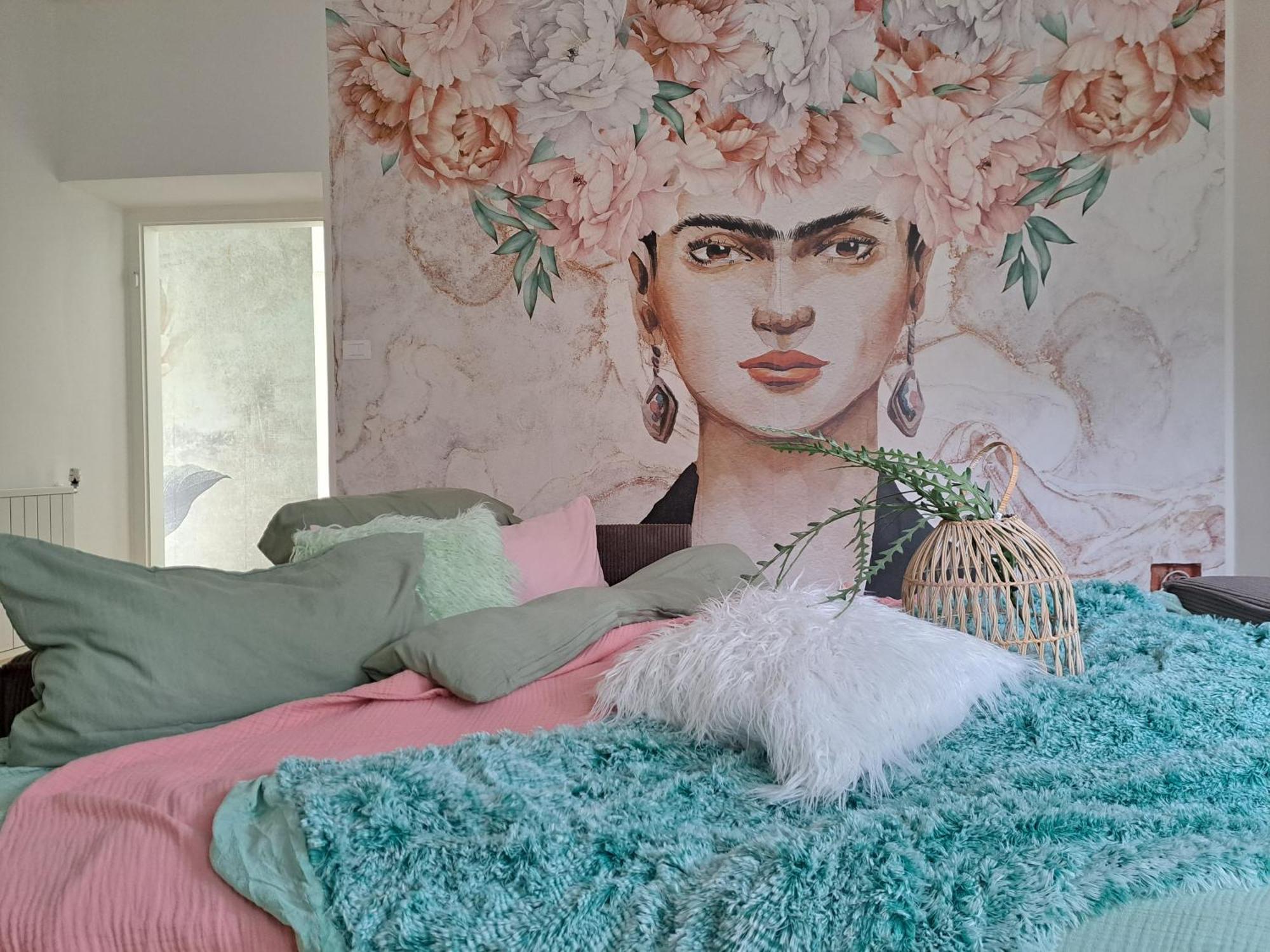Apartment Wildflower In Privatvilla Im Herzen Merans Εξωτερικό φωτογραφία