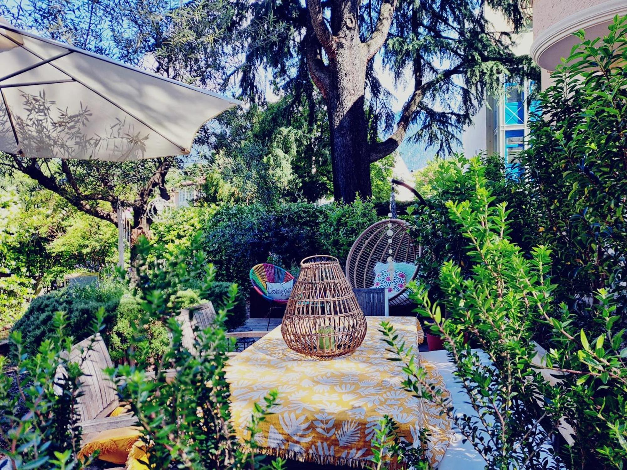 Apartment Wildflower In Privatvilla Im Herzen Merans Εξωτερικό φωτογραφία